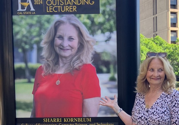 Outstanding Lecturer Sharri Kornblum