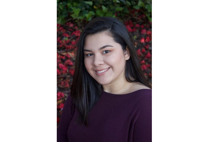 Headshot of actor Amy Luna-Beltran